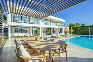 Casa - Chalet en venta en Marbella de 342 m2 photo 0