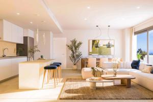 Apartamento en venta en Estepona de 105 m2 photo 0