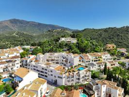 Apartamento en venta en Benahavís de 87 m2 photo 0