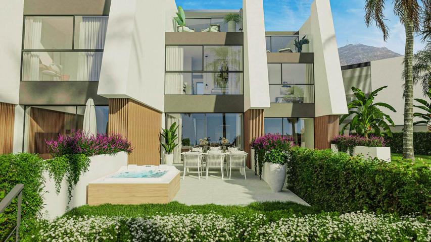 Adosado en venta en Fuengirola de 141 m2 photo 0