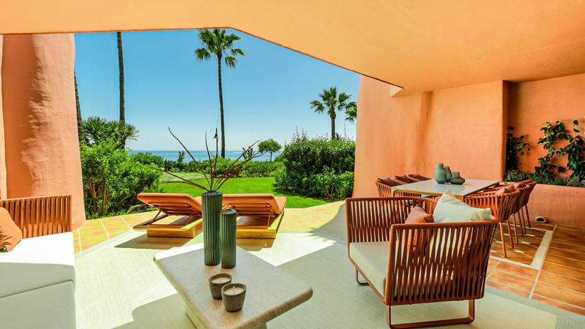 Apartamento en venta en Estepona de 129 m2 photo 0