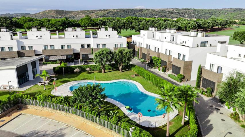 Adosado en venta en San Roque de 587 m2 photo 0