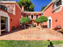 Casa - Chalet en venta en Marbella de 632 m2 photo 0