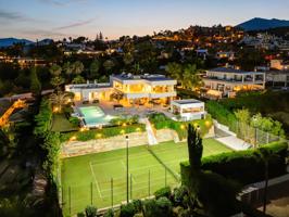 Casa - Chalet en venta en Marbella de 676 m2 photo 0