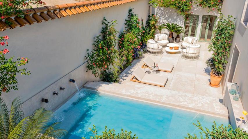 Apartamento en venta en Estepona de 65 m2 photo 0