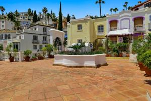 Adosado en venta en Benahavís de 133 m2 photo 0