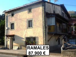 Casa Adosada por un lado de 173 m2 const. y parcela de 300 m2 en Ramales de la V. (Cantabria) photo 0