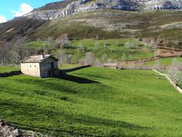 Conjunto de 2 Cabañas, Una Indep. de 118 m2 constr en 2 plantas y otra adosada de 60 m2 en 2 plantas. Trueba Km.12 photo 0