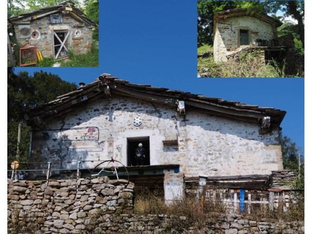 Conjunto de 2 Cabañas Indep.+Anexo+Almacén que suman 376 m2 en 2'5 Hc. de Terrenos en la Sía Km.4 (a 9 km. de Espinosa) photo 0