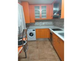 Piso en alquiler en Centro photo 0