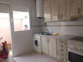CHALET EN VENTA EN DOS BARRIOS-TOLEDO- photo 0