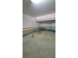 Plaza de garaje en el centro de Miño photo 0