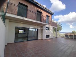 Casa en venta en Sant Muç, Rubí photo 0