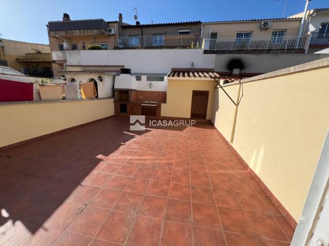 Casa en venta en Ca n'Oriol, Rubí photo 0