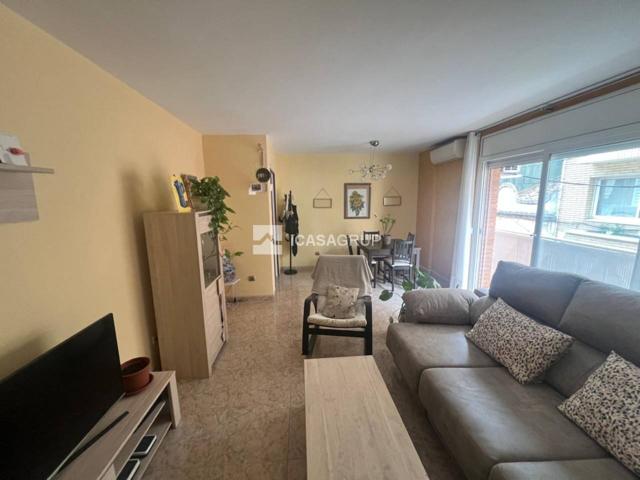 Piso en venta en Rubí- Zona Castell photo 0