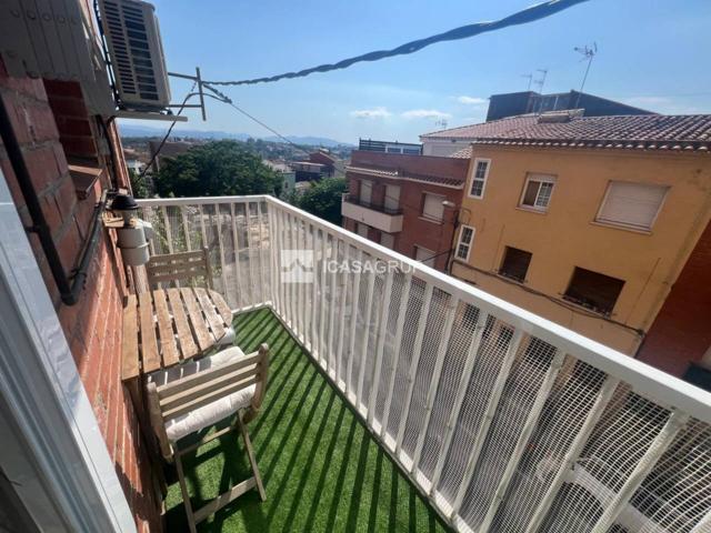 🏡 ¡Piso reformado integralmente en venta en La Serreta, Rubí! photo 0