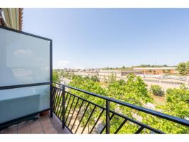 🏡 Piso en venta en Rubí – Última planta, todo exterior y con parking incluido photo 0