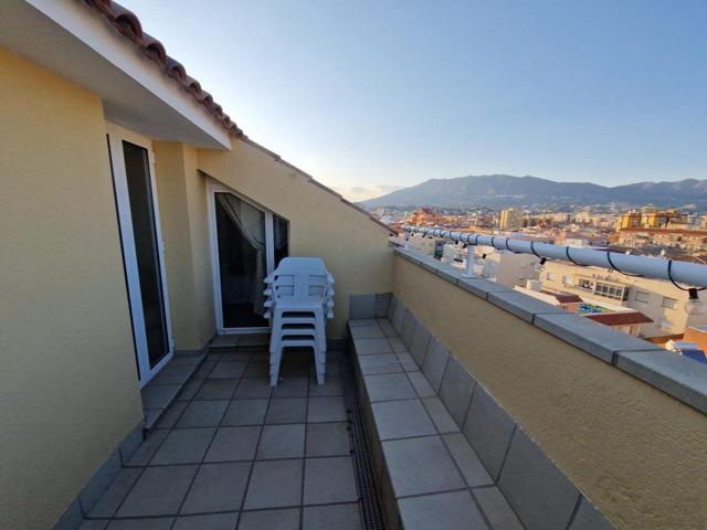 ALQUILER LARGA TEMPORADA ATICO DOS DORMITORIO CENTRO FUENGIROLA photo 0