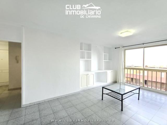 Piso de 3 habitaciones semi-amueblado photo 0
