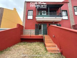Chalet en Tacoronte de 3 habitaciones con jardín y garaje photo 0