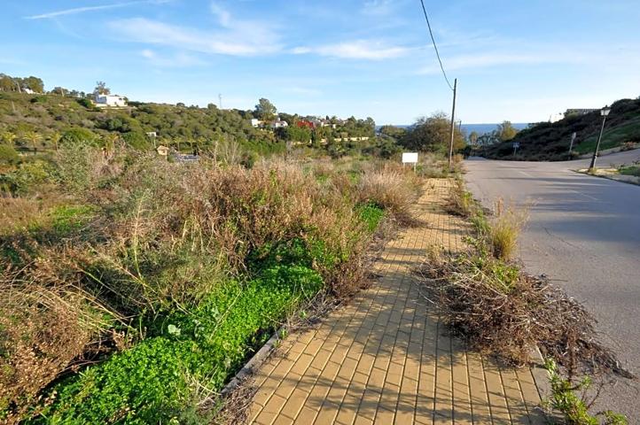 Terreno en venta en Chullera de 627 m2 photo 0