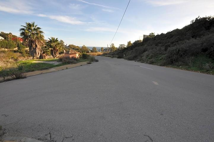 Terreno en venta en Chullera de 575 m2 photo 0