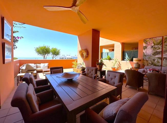 FANTÁSTICO APARTAMENTO EN PLANTA BAJA CON AMPLIA TERRAZA Y MARAVILLOSAS VISTAS AL MAR, La Duquesa. photo 0