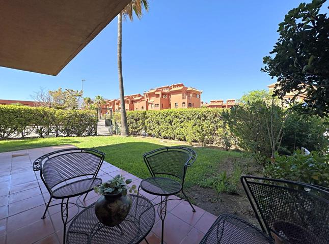 Maravilloso apartamento en planta baja, haciendo esquina, con jardín y vistas al mar. Situado en Casares Costa, photo 0