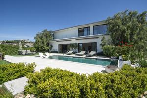 EXCLUSIVA VILLA DE LUJO CON VISTAS AL MAR Y MONTAÑA A 5 Km. DE PUERTO BANÚS. photo 0