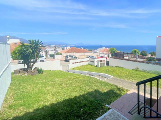 ENCANTADOR APARTAMENTO CON JARDINES Y VISTAS AL MAR EN MANILVA photo 0