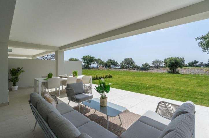 EXCLUSIVO APARTAMENTO EN PLANTA MEDIA CON TERRAZA Y VISTAS PANORÁMICAS photo 0