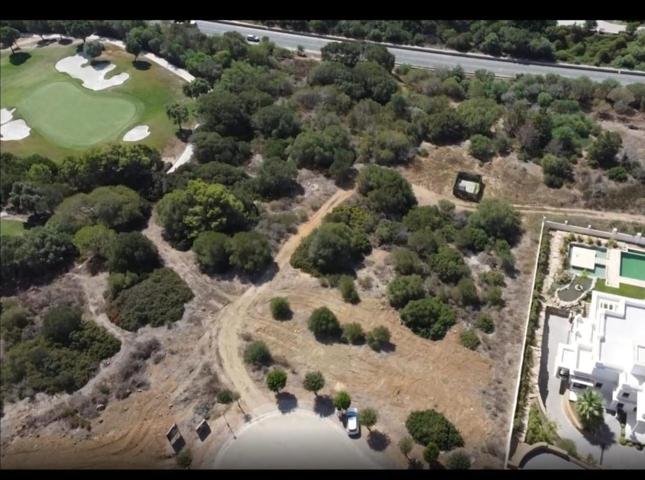 TERRENO DE 3376m2 CON SUELO EDIFICABLE DE 672.5m2. photo 0