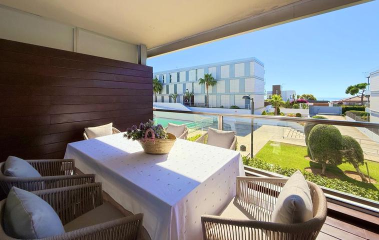 EXCLUSIVO APARTAMENTO DE LUJO CON GRAN TERRAZA Y VISTAS AL MAR EN URBANIZACIÓN PRIVADA photo 0