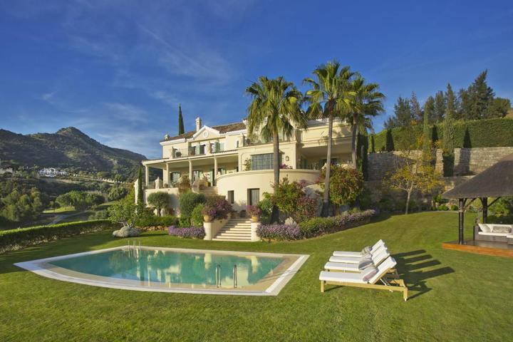Casa - Chalet en venta en Benahavís de 967 m2 photo 0