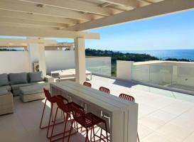 ÁTICO CON GRAN TERRAZA Y SOLARIUM EN DOÑA JULIA CON VISTAS PANORÁMICAS AL MAR photo 0