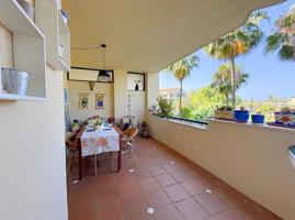 APARTAMENTO EN GUADALMINA CON VISTAS PRIVILEGIADAS AL GOLF Y ZONAS VERDES photo 0
