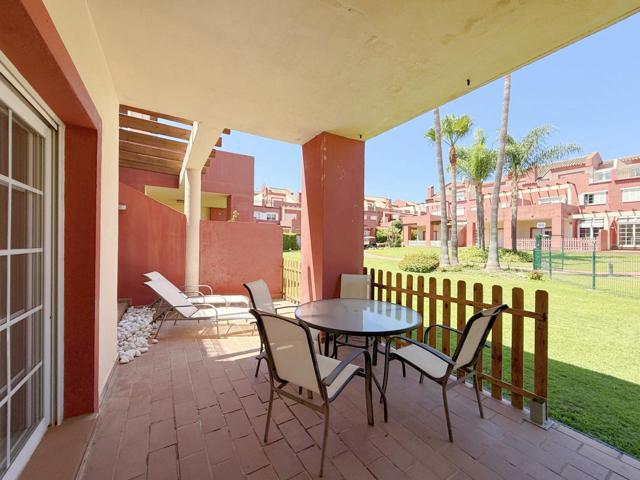 Precioso Adosado en Sotogrande con Terraza y Solárium photo 0