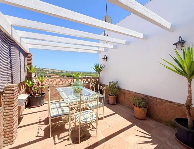 ENCANTADORA CASA RÚSTICA DE PUEBLO CON EXCEPCIONALES CALIDADES Y VISTAS A LA MONTAÑA Y AL MAR photo 0