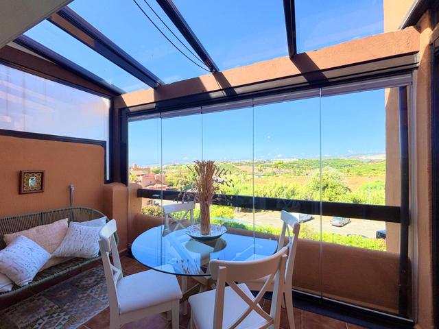 MAGNÍFICO ÁTICO CON SOLARIUM Y VISTAS EN URBANIZACIÓN CERRADA.CASARES COSTA photo 0