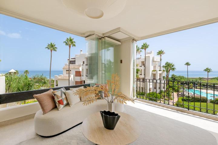 Piso en venta en Estepona de 120 m2 photo 0