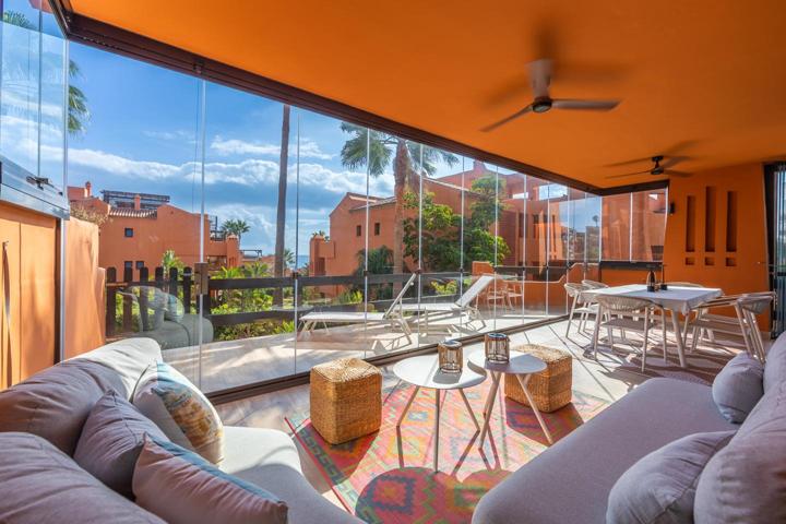 APARTAMENTO EN PLANTA BAJA CON GRAN TERRAZA Y LICENCIA TURÍSTICA CERCA DEL MAR. photo 0