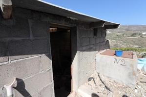 Terreno con construcción a reformar e invernaderos en Arico Viejo photo 0