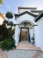 Casa - Chalet en venta en Marbella de 498 m2 photo 0