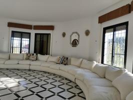 Casa - Chalet en venta en Benalmádena de 565 m2 photo 0