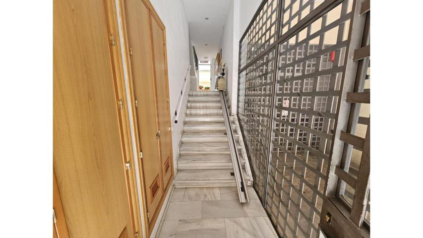 🏡 ¡Una oportunidad irrepetible en el corazón de Málaga! Dúplex moderno a solo pasos del centro histórico — 349.000 € con plaza de aparcamiento inclui photo 0