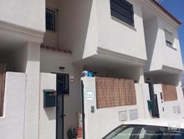 Adosado en venta en Cártama de 120 m2 photo 0