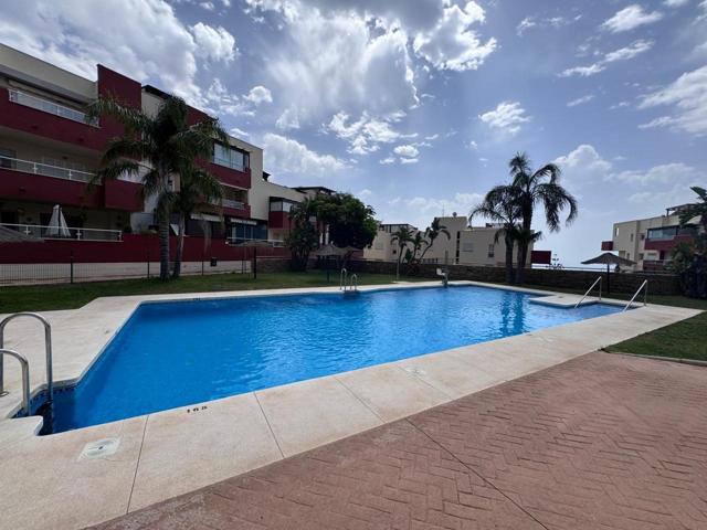 Piso en venta en Benalmádena de 69 m2 photo 0