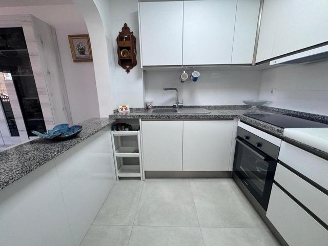 Piso en venta en Torremolinos de 93 m2 photo 0
