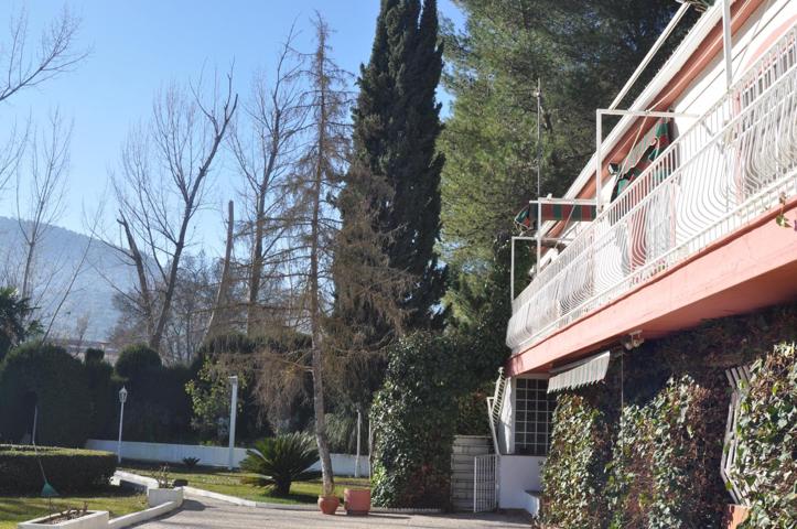 Casa Rústica en venta en Los Villares de 400 m2 photo 0