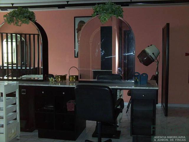 Local en alquiler en Betanzos de 90 m2 photo 0
